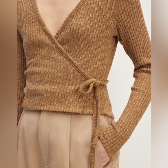 Everlane Organic Cotton The Cozy Rib Wrap Top Cappuccino Size Large - Picture 3 of 8
